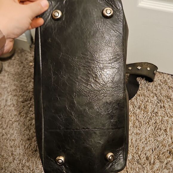 STS Ranch embossed paisley shoulder bag - Picture 5 of 14